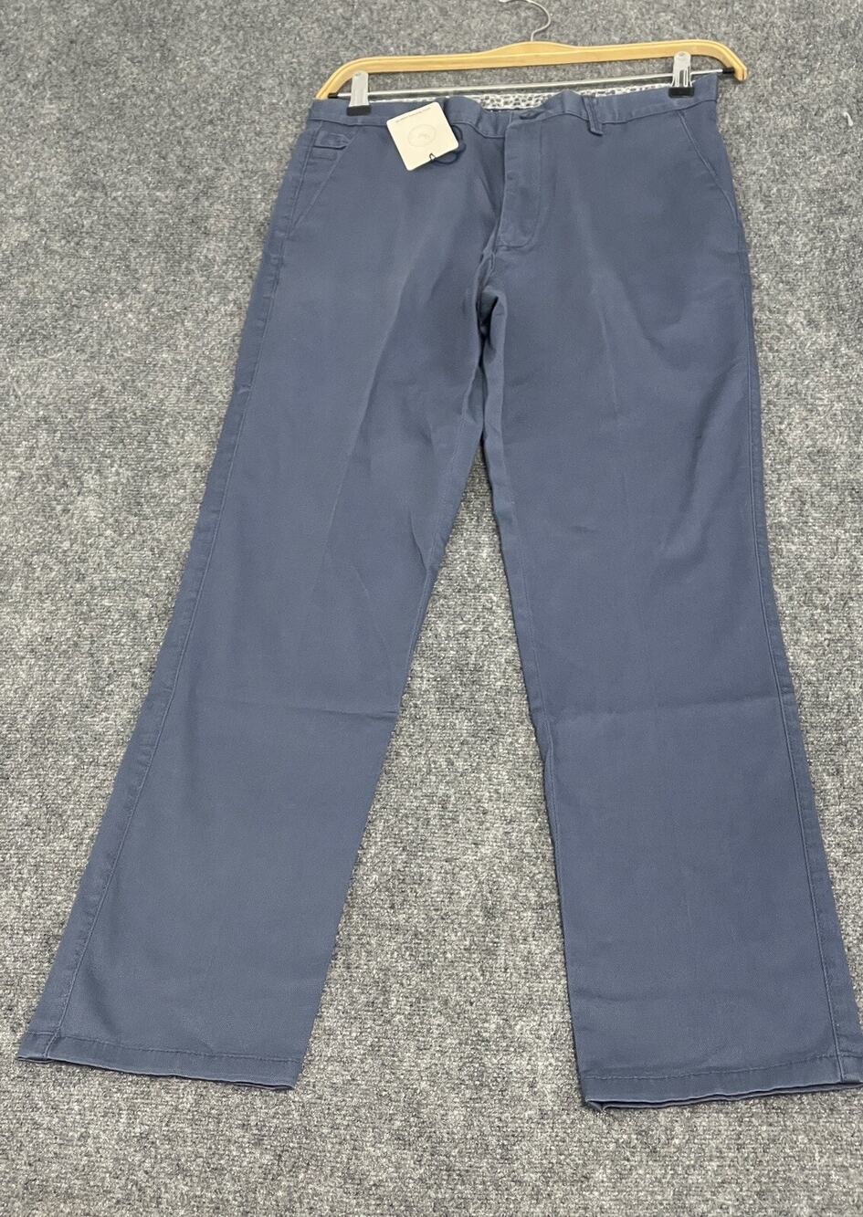 Barney Business Pants Mens 30x32 Blue Chino Flat Front Khaki N280